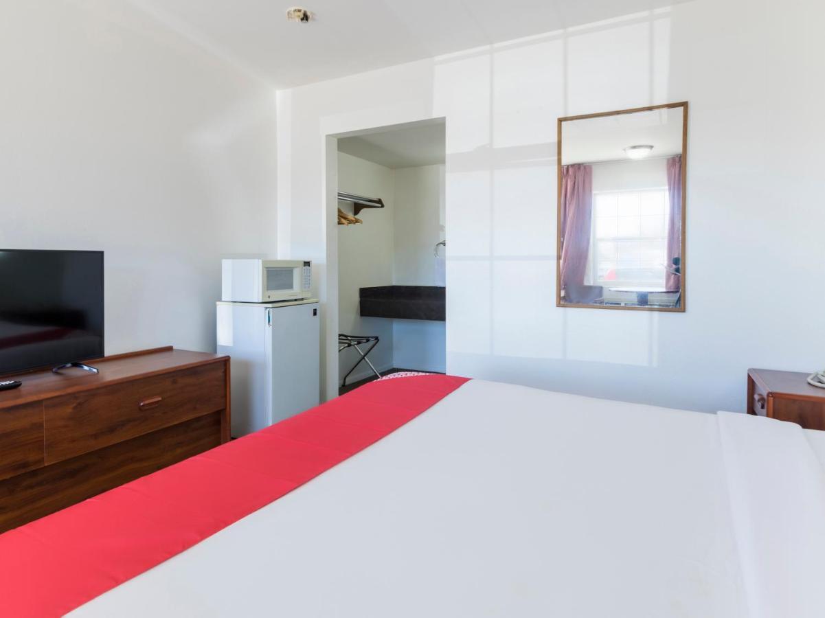 Oyo Hotel Richfield Ut I-70 ภายนอก รูปภาพ
